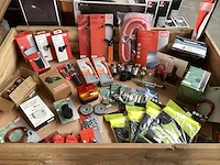 Carpoint mix kavel diverse auto accessoires