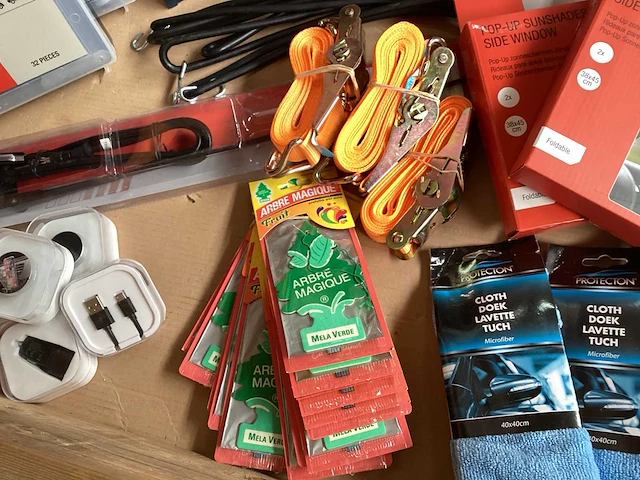 Carpoint mix kavel diverse auto accessoires - afbeelding 9 van  9