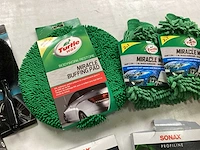 Carpoint mix kavel diverse autopoetsmaterialen - afbeelding 3 van  6