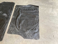 Carpoint mix kavel rubber kofferbakmat, diverse maten (5x) - afbeelding 2 van  3