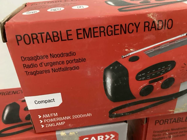 Carpoint noodradio / powerbank (3x) - afbeelding 3 van  5