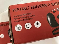 Carpoint noodradio / powerbank (3x) - afbeelding 4 van  5