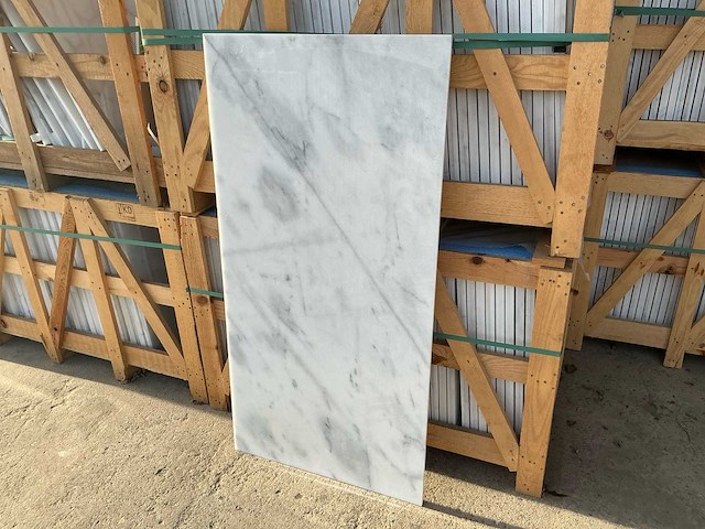 Carrara vloertegel - afbeelding 1 van  4