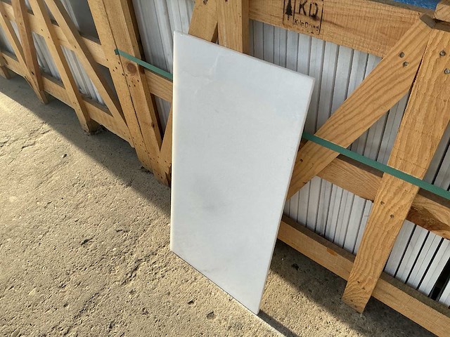 Carrara vloertegel - afbeelding 1 van  4