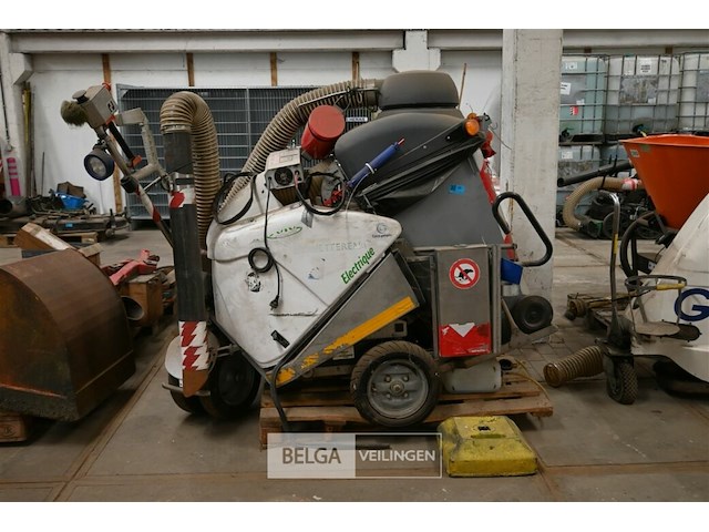 Carré galopin elektrische straatveegmachine - afbeelding 1 van  6