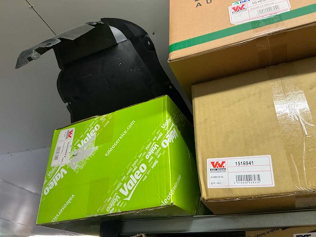 Carrosserie onderdelen - afbeelding 18 van  40