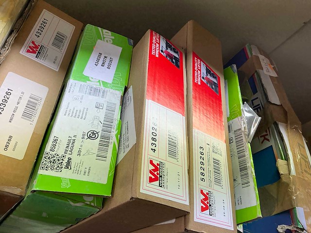 Carrosserie onderdelen - afbeelding 32 van  40