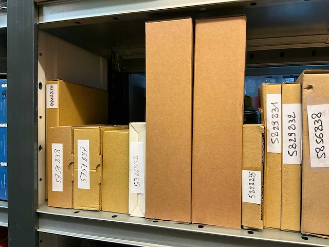 Carrosserie onderdelen - afbeelding 34 van  40