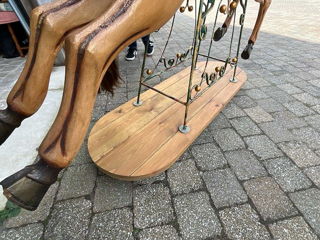Carrousel paard - afbeelding 13 van  18