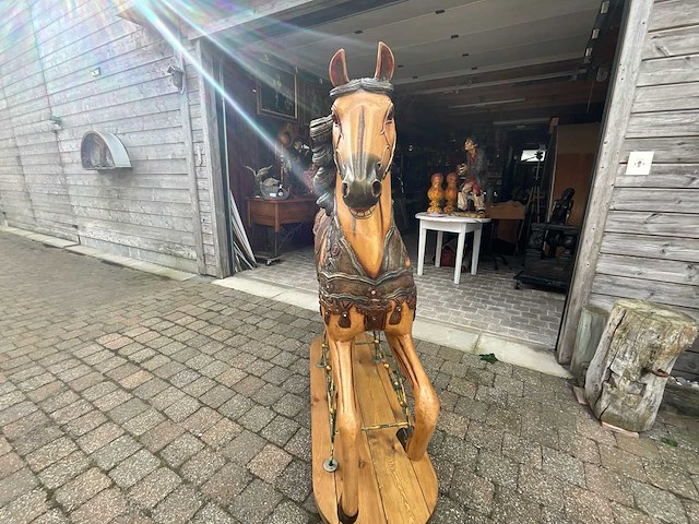 Carrousel paard - afbeelding 18 van  22