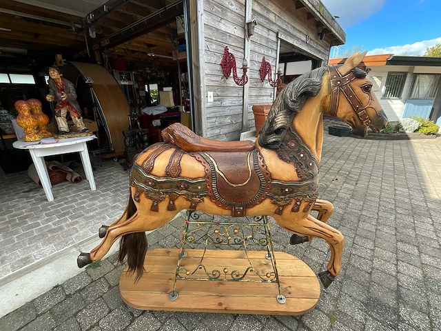 Carrousel paard - afbeelding 21 van  22