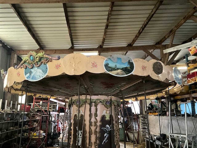 Carrousel - afbeelding 3 van  28