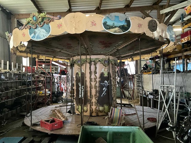 Carrousel - afbeelding 5 van  28