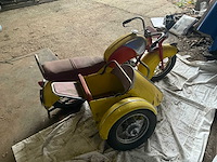 Carrouselmotor met sidecar - afbeelding 6 van  8