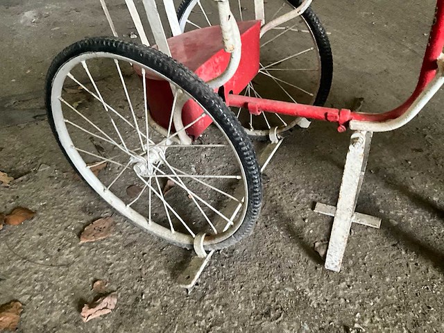 Carrouselpaard met kar - afbeelding 9 van  10