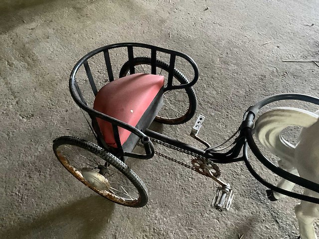 Carrouselpaard met kar - afbeelding 6 van  8