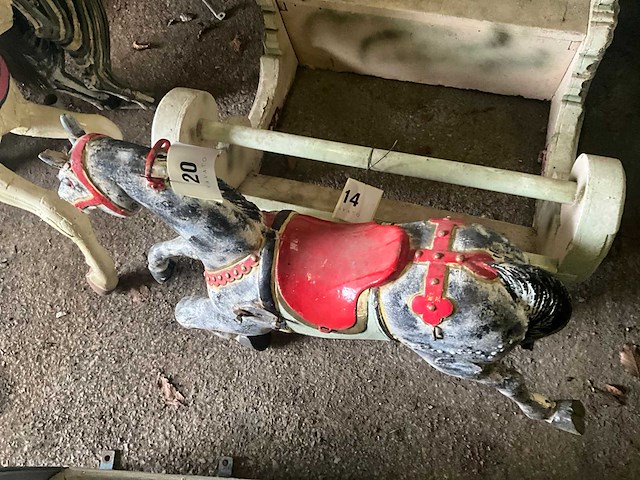 Carrouselpaard - afbeelding 4 van  4