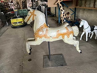 Carrouselpaard - afbeelding 1 van  9