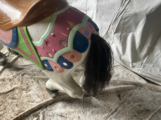 Carrouselpaard - afbeelding 9 van  10