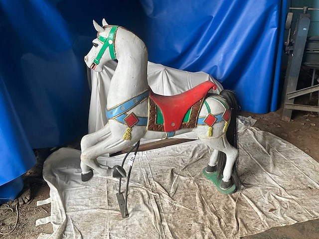 Carrouselpaard - afbeelding 1 van  7