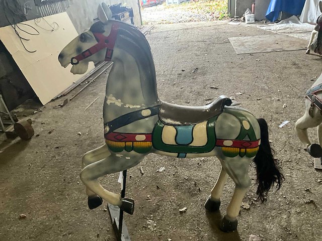 Carrouselpaard - afbeelding 4 van  6