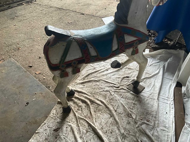 Carrouselpaard - afbeelding 8 van  9