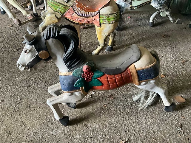 Carrouselpaard - afbeelding 1 van  6