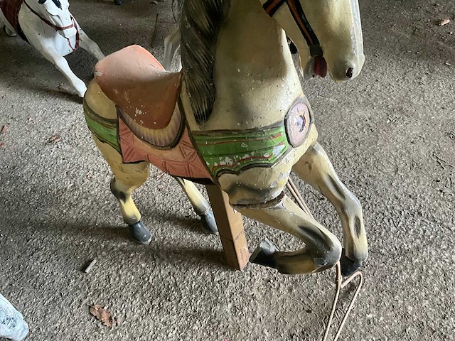 Carrouselpaard - afbeelding 6 van  8