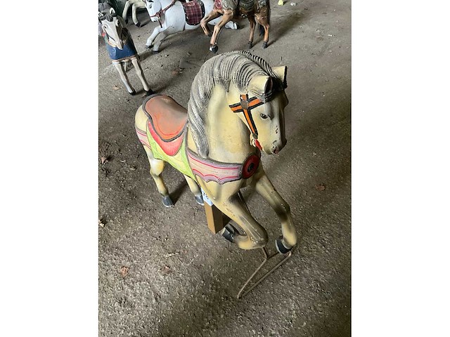 Carrouselpaard - afbeelding 2 van  6