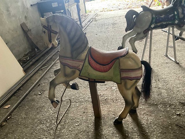 Carrouselpaard - afbeelding 5 van  6