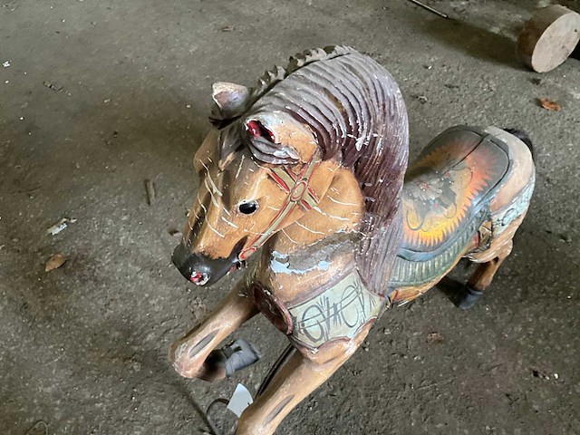 Carrouselpaard - afbeelding 6 van  6
