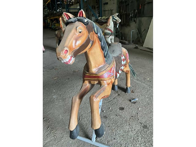 Carrouselpaard - afbeelding 3 van  6