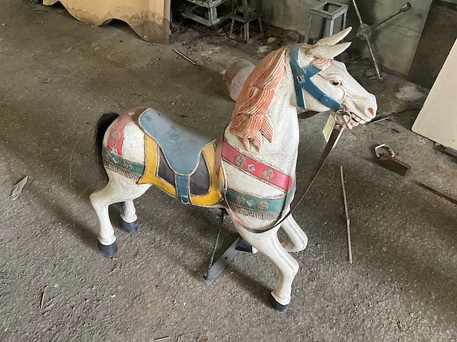 Carrouselpaard - afbeelding 1 van  7