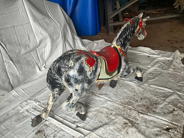 Carrouselpaard - afbeelding 4 van  7