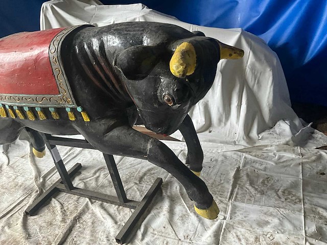 Carrouselstier - afbeelding 3 van  7