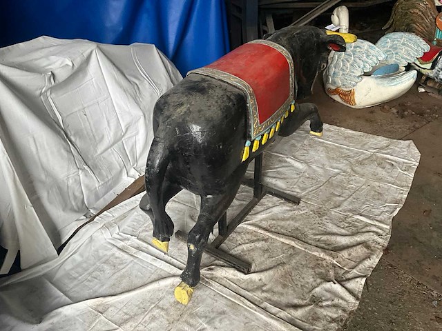 Carrouselstier - afbeelding 4 van  7