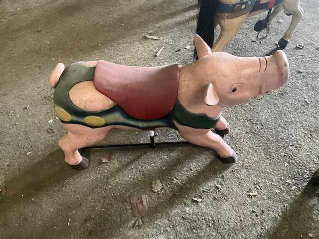 Carrouselvarken - afbeelding 4 van  7