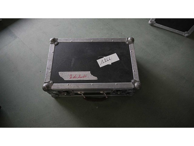 Carry case 52cm x 32cm height 17cm - afbeelding 2 van  2