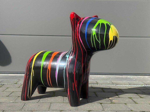 Cartoon dog zwart trash - afbeelding 1 van  2