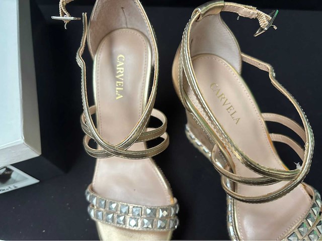 Carvela sleehak maat 38 (gebruikt) - afbeelding 2 van  5