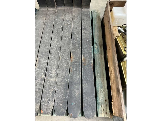 Cascade 2b heftrucklepelset - afbeelding 2 van  3