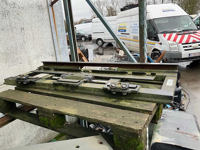 Cascade klasse 3a side shift - afbeelding 1 van  3