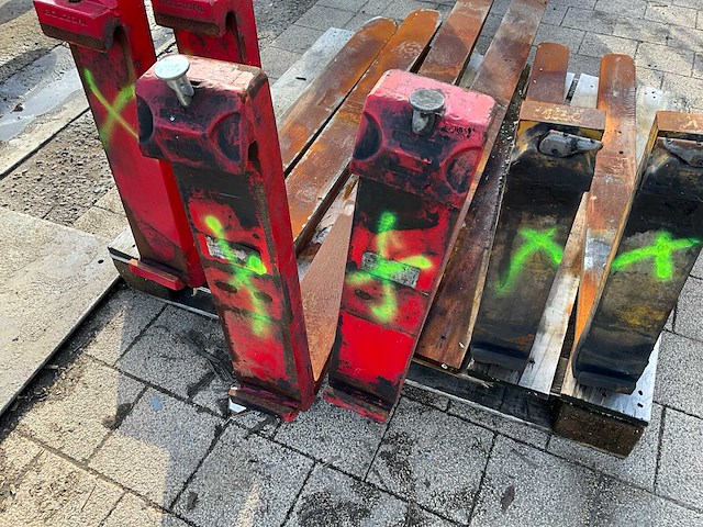 Cascade lepels heftruck (2x) - afbeelding 2 van  2