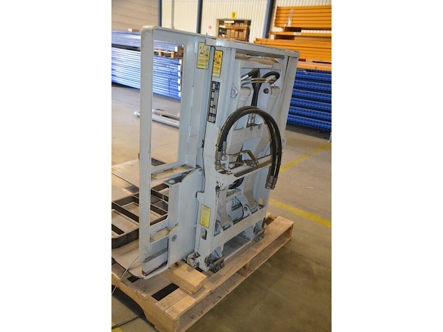 Cascade push en pull voorzetapparatuur voor heftruck bouwjaar 2017 - afbeelding 7 van  13