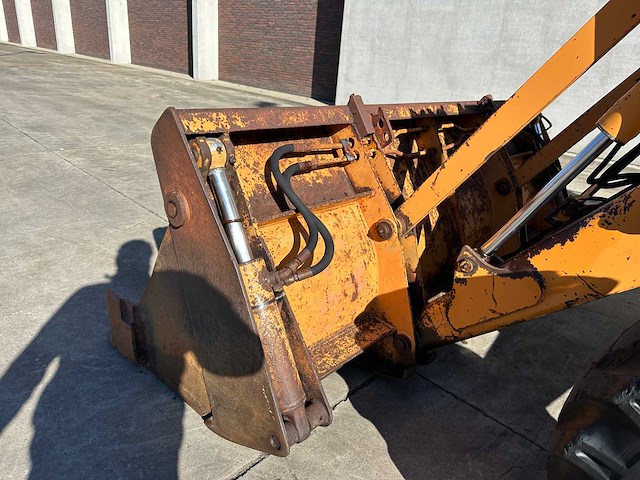 Case - 1988 - 580g - graaflaadmachine - afbeelding 1 van  8