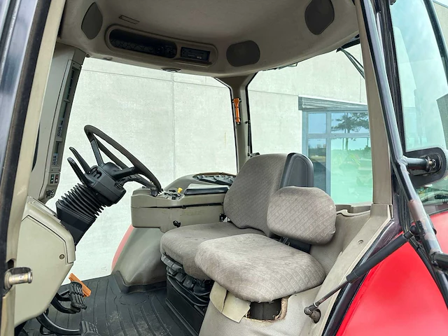 Case - 2004 - magnum 285 ih - vierwielaangedreven landbouwtractor - afbeelding 36 van  64