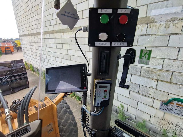 Case - 2016 - 721f - shovel - wiellader - bulldozer met overkipbak - afbeelding 16 van  31
