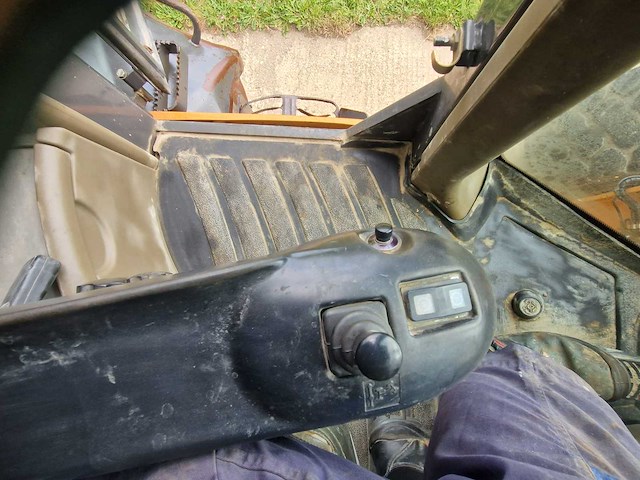 Case - 2016 - 721f - shovel - wiellader - bulldozer met overkipbak - afbeelding 18 van  31