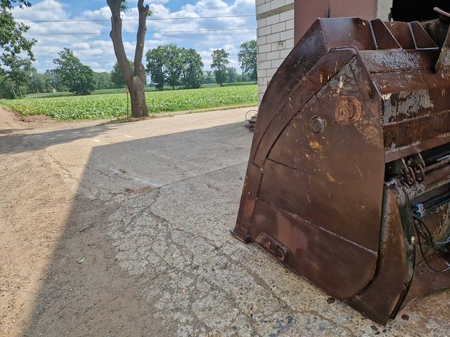 Case - 2016 - 721f - shovel - wiellader - bulldozer met overkipbak - afbeelding 8 van  31