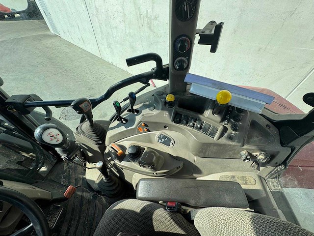 Case - farmall 95u - 4-wheel drive tractor - 2014 - afbeelding 9 van  20